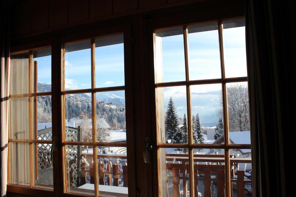 Petit Paradis Кранс Монтана Стая снимка